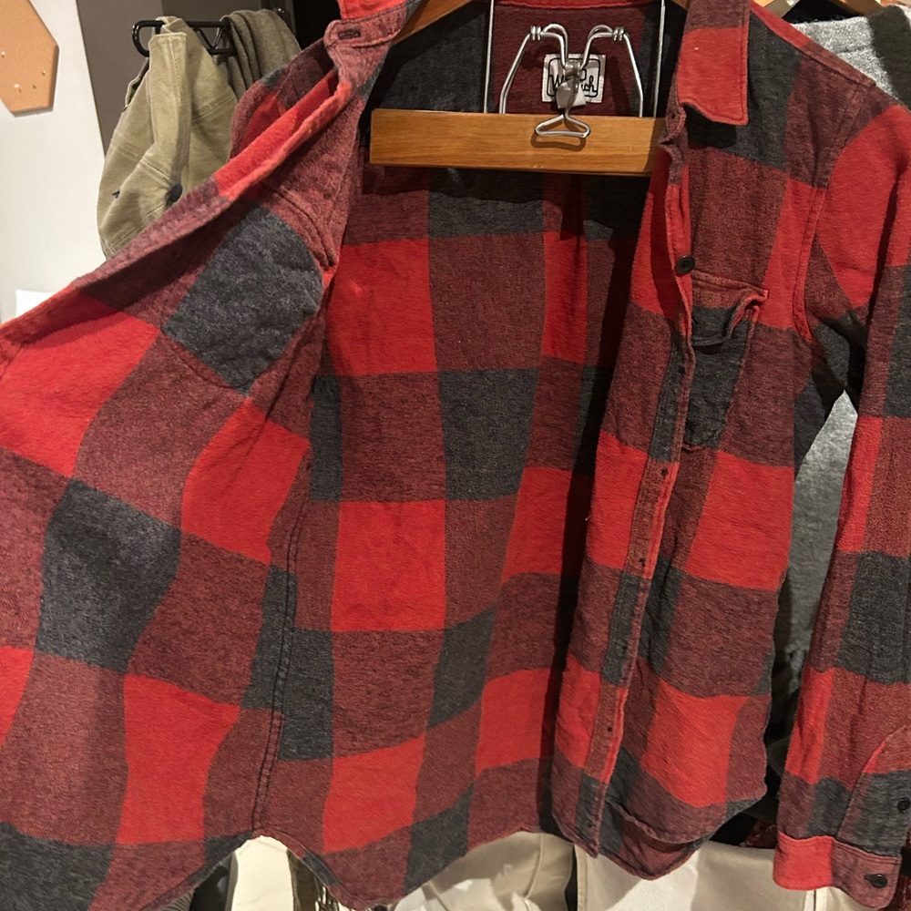 Woolrich Flannel Button Down Shirt Size Small